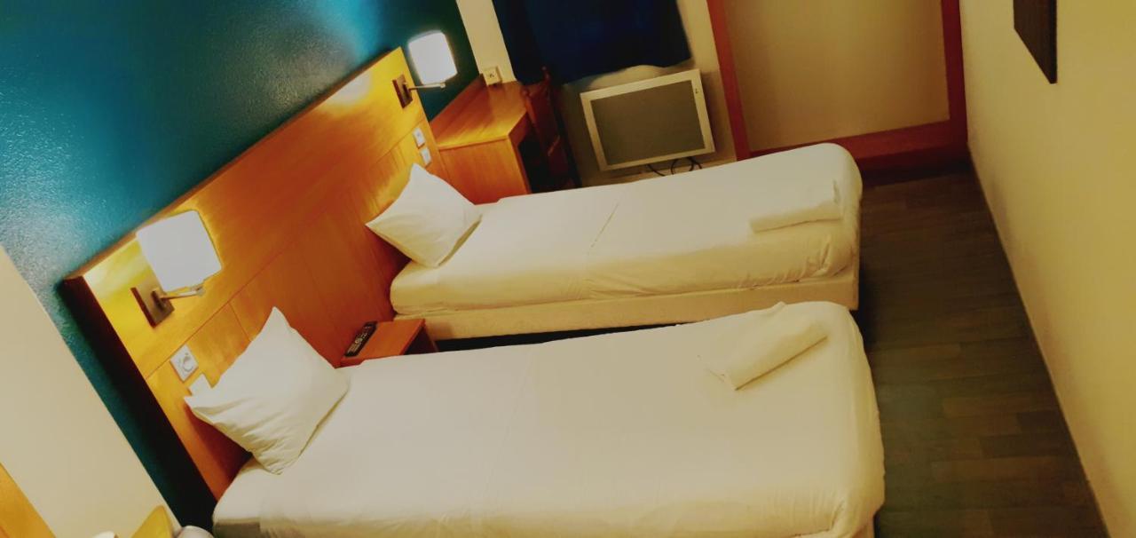 Glisy Hotel ภายนอก รูปภาพ