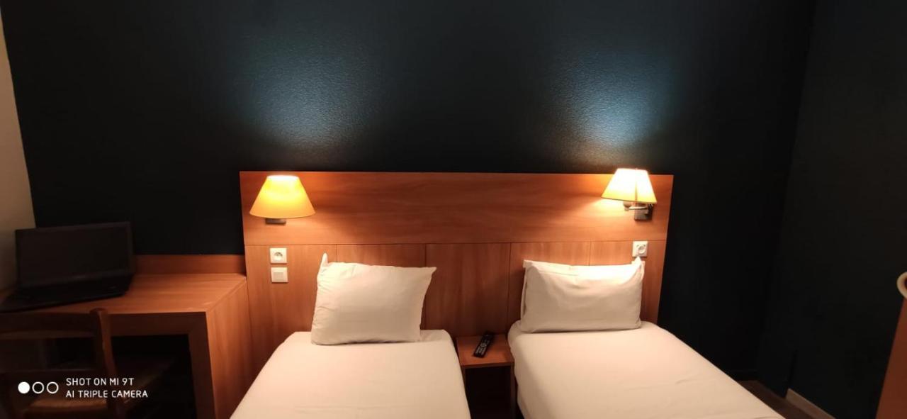 Glisy Hotel ภายนอก รูปภาพ